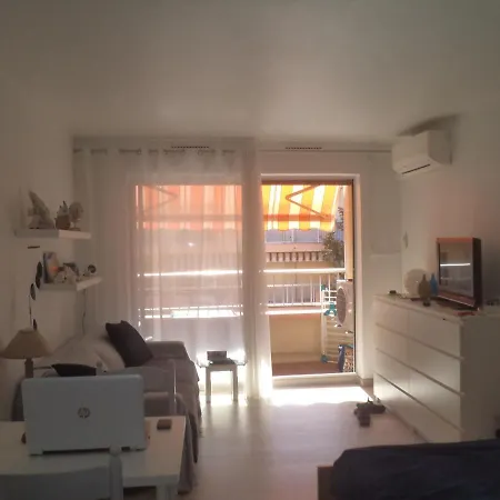Lumineux Studio 2 Pers- Antinea 22-2 Etoiles-vue Mer-parking Prive -clim-ll-lv *