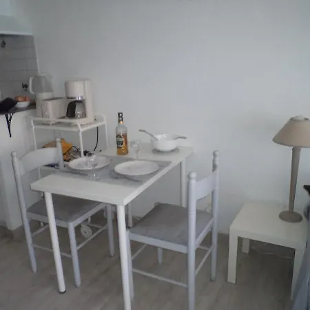 Lumineux Studio 2 Pers- Antinea 22-2 Etoiles-vue Mer-parking Prive -clim-ll-lv Апартаменты